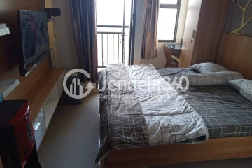 Bedroom Spotless Studio Apartment High Floor with City View at Transpark Cibubur Apartment