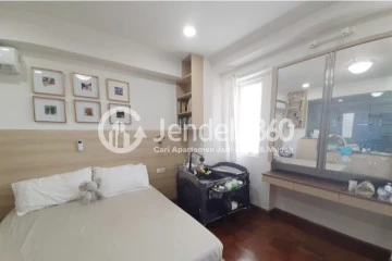 Bedroom Spotless Studio Apartment Middle Floor with City View at Park Royal Apartment