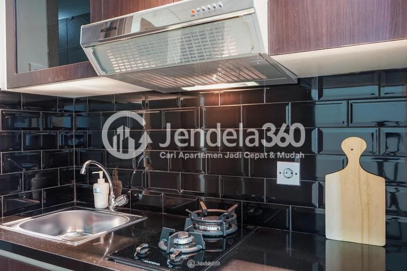 Kitchen Puri Orchard Apartment 2BR Fully Furnished