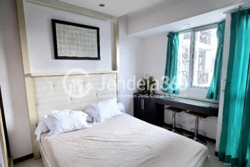 Bedroom Studio Apartment with City View at Maple Park Apartment