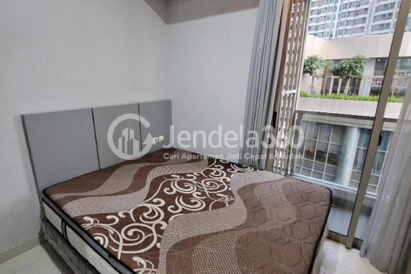 Bedroom Studio Apartment with City View at Taman Anggrek Residence