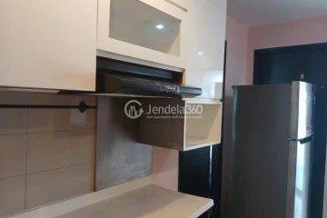 Kitchen 1BR Apartment with  View at Belmont Residence