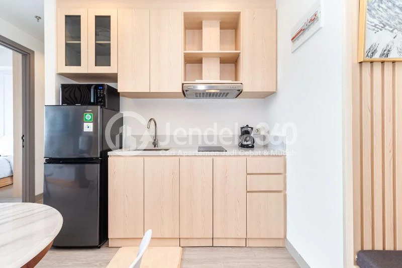 Kitchen Good Deal 2BR Apartment High Floor with City view View at Fatmawati City Center Apartment
