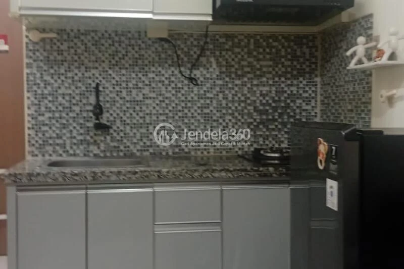 Kitchen 2BR Apartment with  View at Podomoro Golf View Apartment