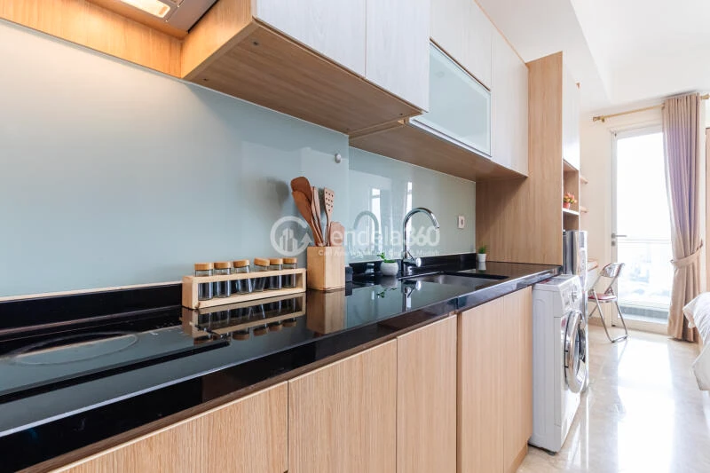 Kitchen Menteng Park Studio View Selatan