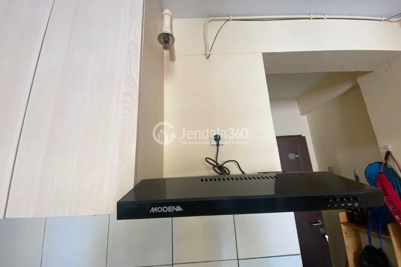 Kitchen Simply Look Studio Apartment Low Floor with  View at East Park Apartment