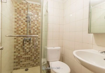 Bathroom Signature Park Apartment 2BR Tower 
