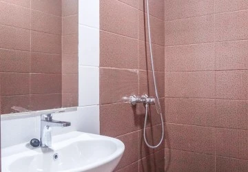 Bathroom Puri Orchard Apartment 1BR Fully Furnished
