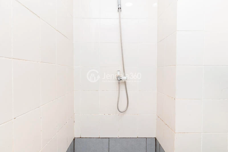 Bathroom Excellent 1BR Apartment at Akasa Pure Living Apartment Tower Kirana