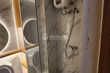 Bathroom Studio Apartment with  View at Anwa Residence