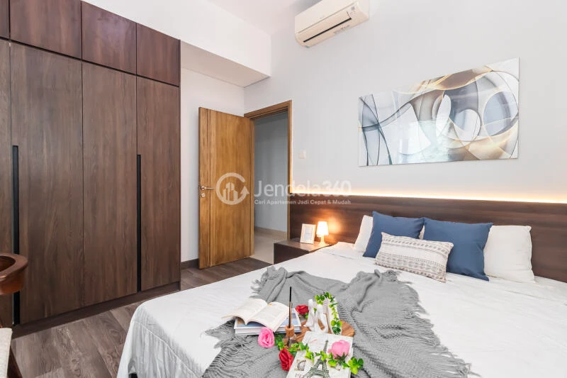 Bedroom Comfy 1BR Apartment at Southgate Residence Connected to AEON Mall Tanjung Barat