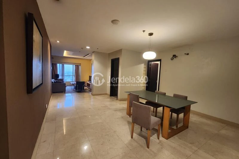 Dining Room 2BR Apartment with City View at Somerset Permata Berlian Residence