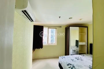 Bedroom 1 Middle Floor 3BR Apartment with City View at Green Central City Apartment