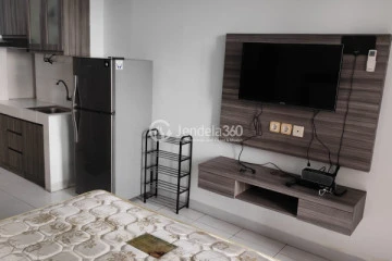 Bedroom Peaceful Studio Apartment High Floor with City View at Kota Ayodhya Apartment
