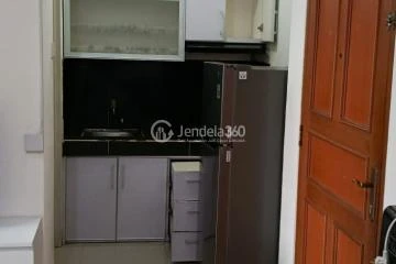 Kitchen 2BR Apartment with City View at Gading Mediterania Residence