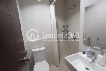 Bathroom Capitol Park 2BR Fully Furnished