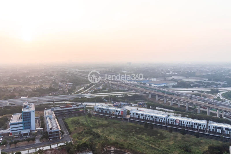 Balcony Good Deal 2BR Apartment at Vasanta Innopark Apartment High Floor