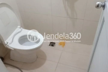 Bathroom 1BR Apartment with  View at Paragon Village Apartment