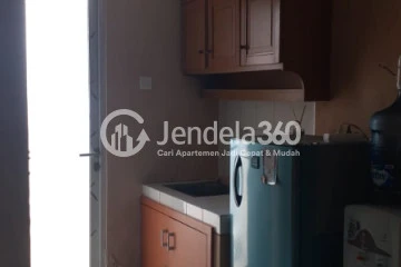 Kitchen Low Floor Studio Apartment with  View at Margonda Residence 2