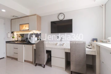 Bedroom Low Floor Studio Apartment with City View at Samesta Mahata Margonda Apartment
