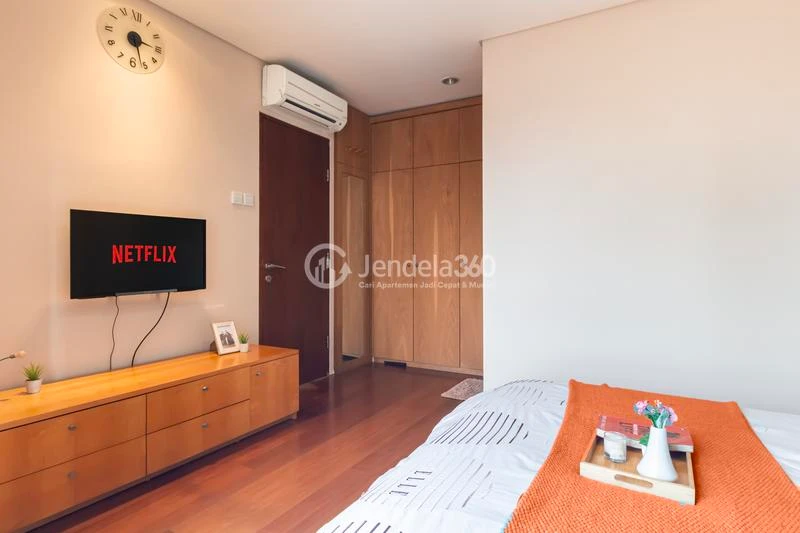 Bedroom 1 3BR Apartment with City View at Permata Hijau Residence