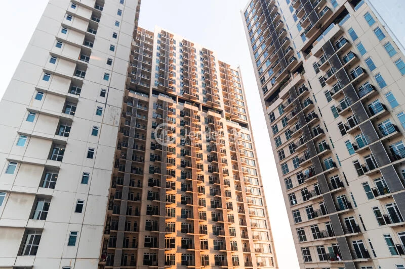 Balcony Studio Apartment with city View at Puri Orchard Apartment