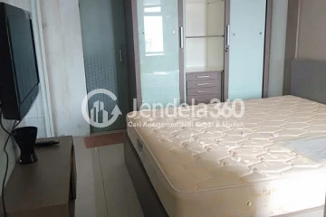 Bedroom 1BR Apartment with City View at Lavande Residence