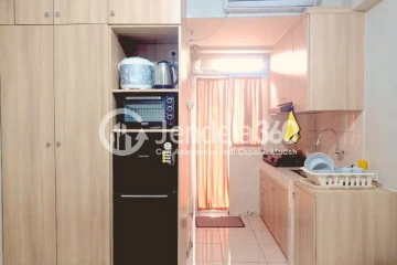 Kitchen Studio Apartment with City View at Green Palm Residence
