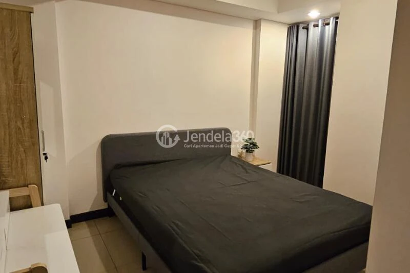 Bedroom 1 Middle Floor 2BR Apartment with  View at Kebayoran Apartment
