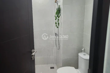 Bathroom Compact 1BR Apartment at Pesona Depok Square Apartment High Floor