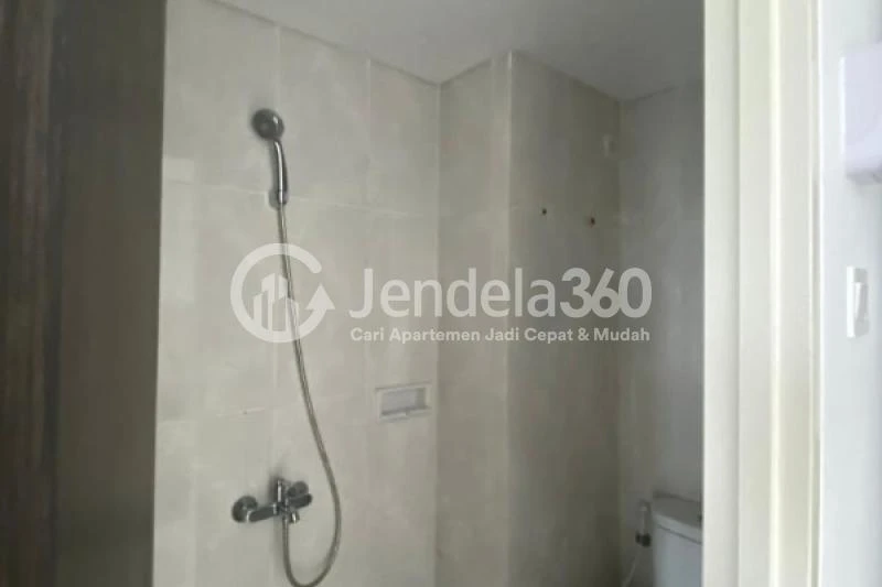 Bathroom Serpong Garden Apartment Studio View City