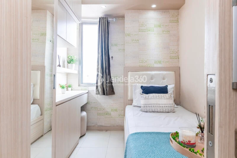 Bedroom 3 High Floor 3BR Apartment with city View at Bassura City Apartment