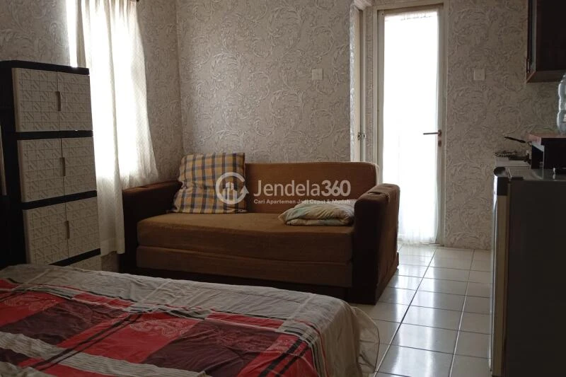 Bedroom Spotless Studio Apartment Low Floor with  View at Margonda Residence 2