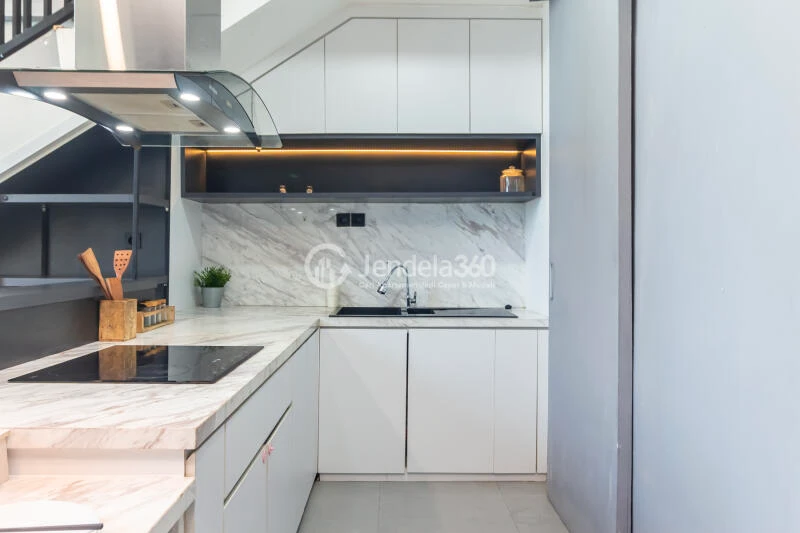 Kitchen Studio Apartment with city View at Neo Soho Residence