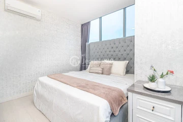 Bedroom 1 High Floor 4BR Apartment with City View at GP Plaza Apartment
