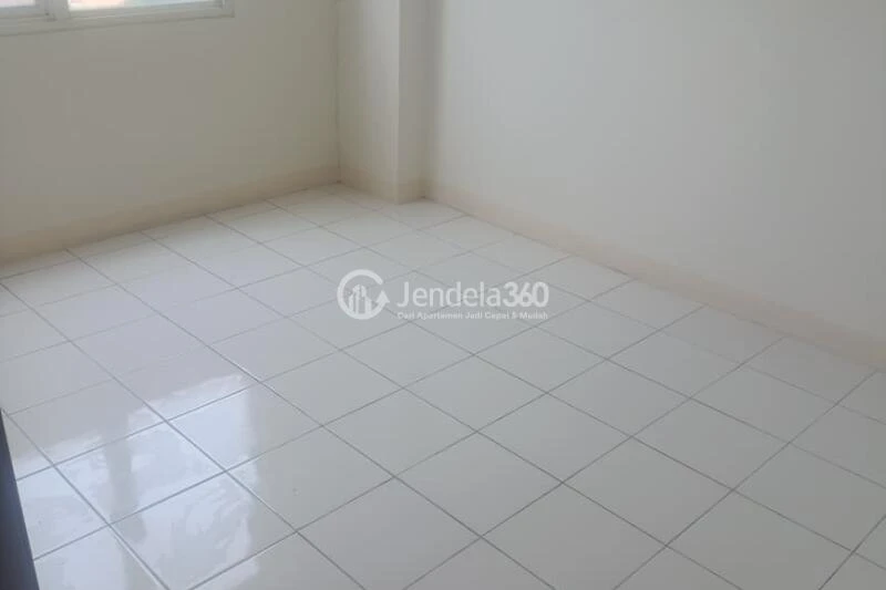 Bedroom 1 Elegant 2BR Apartment Middle Floor with Boulevard View at Podomoro Golf View Apartment