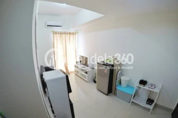 Living Room Cozy 1BR Apartment Low Floor with City View at Margonda Residence