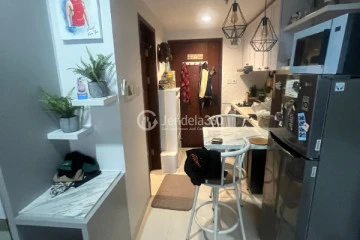 Kitchen Studio The Crest West Vista Puri Apartment at High Floor