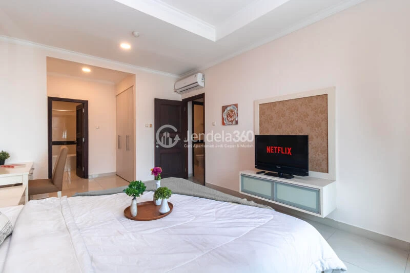 Bedroom 1 Peaceful 2BR Apartment at Belleza Apartment Tower Albergo