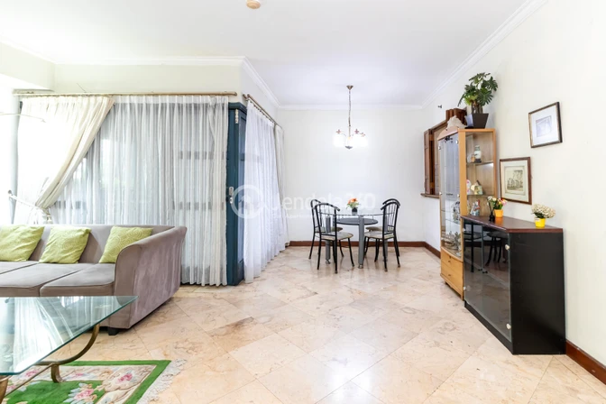 apartment photo