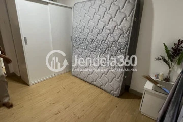 Bedroom 1 3BR Apartment with City View at Paradise Mansion Apartment