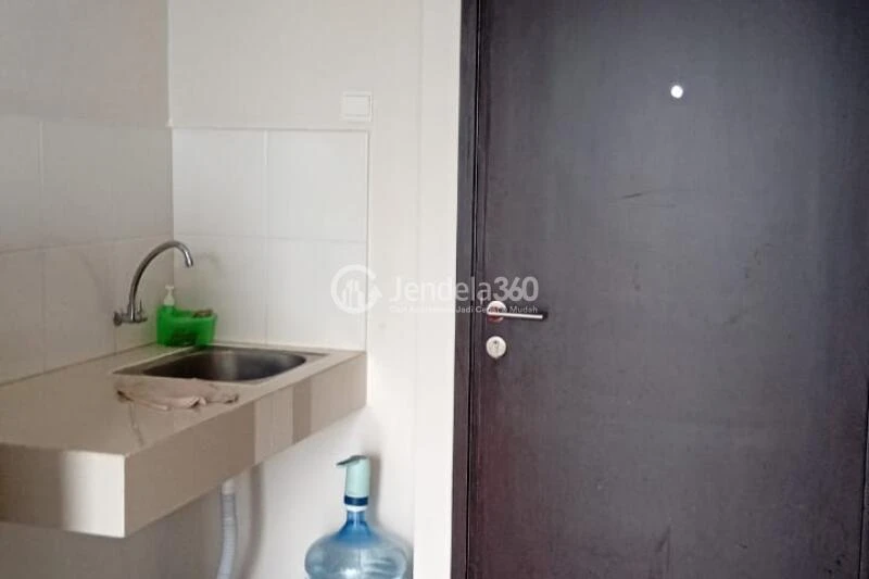 Kitchen Studio Cinere Terrace Suites Apartment at Low Floor