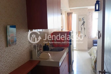 Kitchen Decorative Studio Apartment Low Floor with  View at Klaska Residence