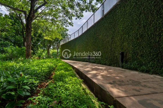Jogging Track - Izzara Apartment