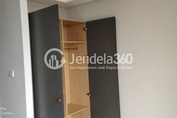 Bedroom Studio Taman Anggrek Residence Apartment at Low Floor