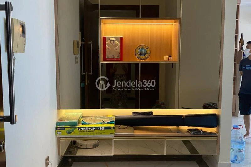 Living Room Low Floor 3BR Apartment with City View at Kuningan City (Denpasar Residence)