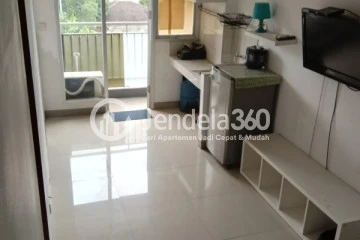 Living Room Low Floor 2BR Apartment with City View at Bintaro Park View