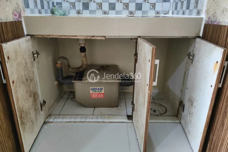 Kitchen Modern Studio Apartment at Casablanca East Residence Low Floor