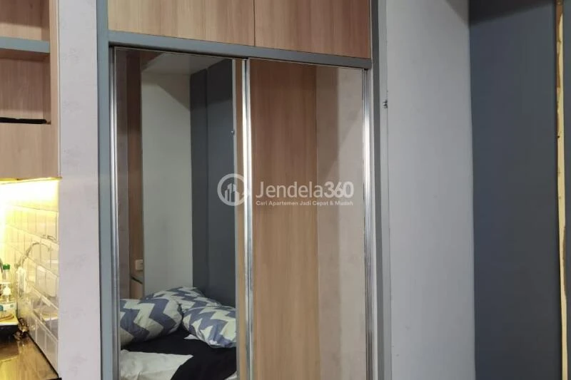 Bedroom Low Floor Studio Apartment with  View at Pesona Depok Square Apartment