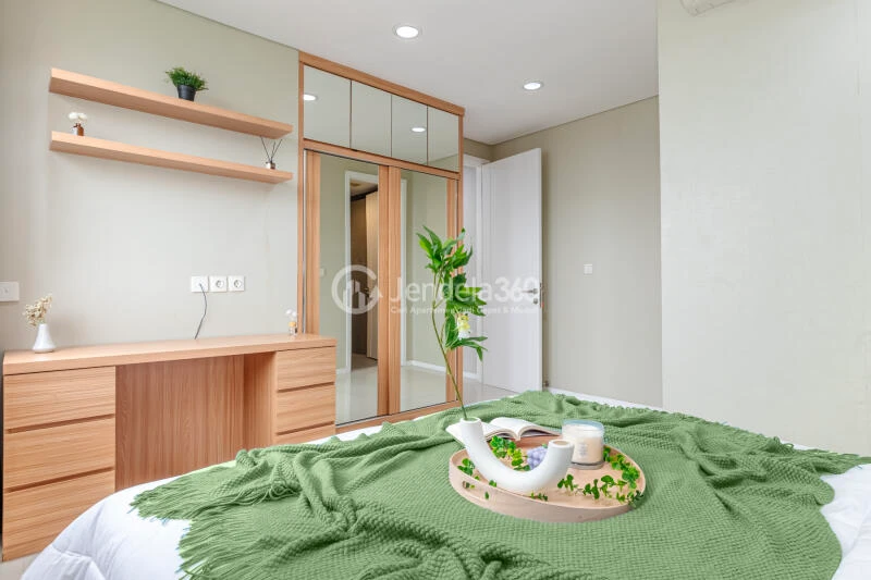 Bedroom 1 2BR Apartment with  View at Paddington Heights Apartment